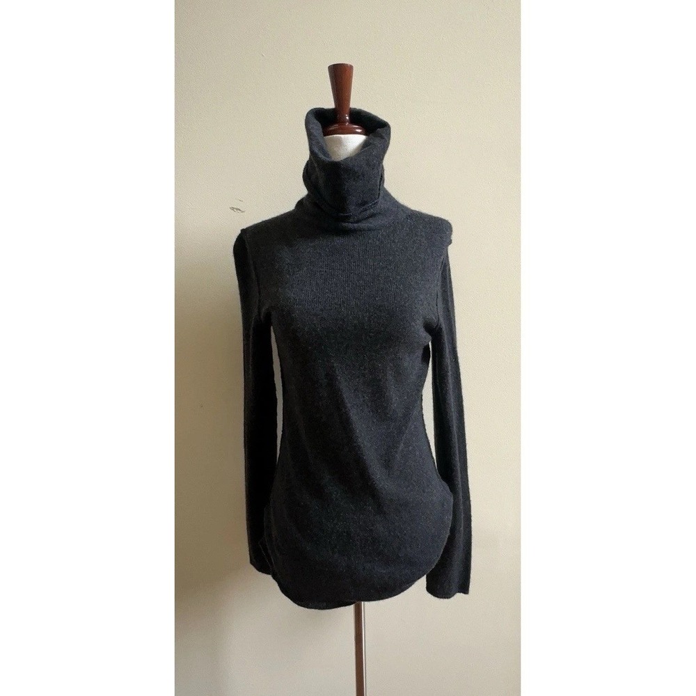 AQUA Vintage 100% Cashmere Turtle Neck Sweater Size M Gray